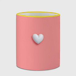 Кружка 3D Белое объемное сердце на розовом фоне, цвет: 3D-желтый кант — фото 2