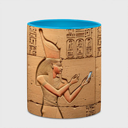 Кружка 3D Фараон со смартфоном египетский барельеф, цвет: 3D-белый + небесно-голубой — фото 2