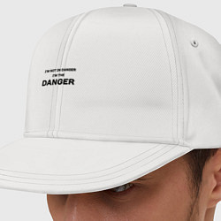 Кепка-снепбек Im not in danger - im the danger, цвет: белый