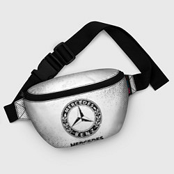 Поясная сумка Mercedes с потертостями на светлом фоне, цвет: 3D-принт — фото 2