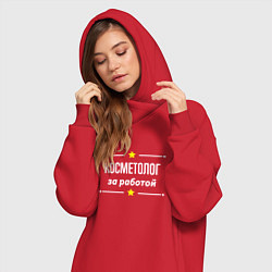 Женское худи-платье Косметолог за работой, цвет: красный — фото 2