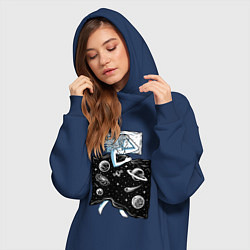 Женское худи-платье Космические сны, цвет: тёмно-синий — фото 2