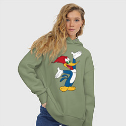 Толстовка оверсайз женская Дятел Вуди позирует, цвет: авокадо — фото 2