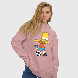 Толстовка оверсайз женская Барт Симпсон бьёт по футбольному мячу, цвет: пыльно-розовый — фото 2