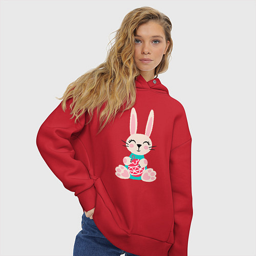 Женское худи оверсайз Новогодний кролик с елочным шаром / Красный – фото 3