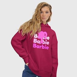 Толстовка оверсайз женская Логотип Барби объемный, цвет: маджента — фото 2