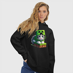 Толстовка оверсайз женская Kitten creeper collaboration - ai art, цвет: черный — фото 2