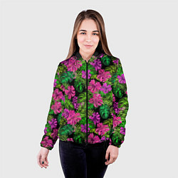 Куртка с капюшоном женская Тропические листья и цветы на черном фоне, цвет: 3D-черный — фото 2