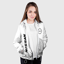 Куртка с капюшоном женская Nissan speed на светлом фоне со следами шин: надпи, цвет: 3D-белый — фото 2