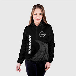 Куртка с капюшоном женская Nissan speed на темном фоне со следами шин: надпис, цвет: 3D-черный — фото 2