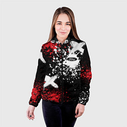 Куртка с капюшоном женская Форд на фоне граффити и брызг красок, цвет: 3D-черный — фото 2