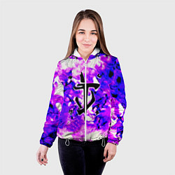 Куртка с капюшоном женская Doom неоновый огонь лого, цвет: 3D-белый — фото 2