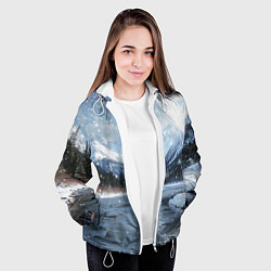 Куртка с капюшоном женская Снежный горный пейзаж с елями и рекой, цвет: 3D-белый — фото 2