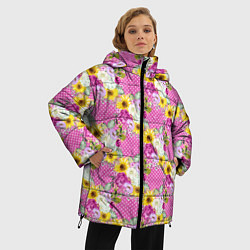 Куртка зимняя женская Полевые фиолетовые и желтые цветочки, цвет: 3D-черный — фото 2