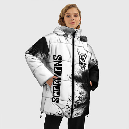 Женская зимняя куртка Scorpions и рок символ на светлом фоне / 3D-Черный – фото 3