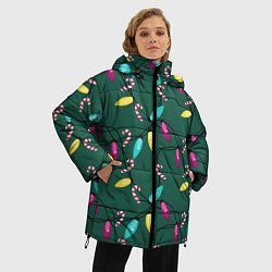 Куртка зимняя женская Новогодняя гирлянда зеленая, цвет: 3D-черный — фото 2