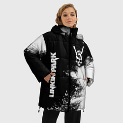 Куртка зимняя женская Linkin Park и рок символ на темном фоне, цвет: 3D-черный — фото 2