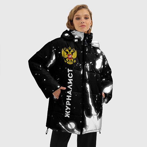 Женская зимняя куртка Журналист из России и герб РФ: по-вертикали / 3D-Черный – фото 3