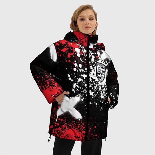 Женская зимняя куртка Логотип Порше на фоне граффити и брызг красок / 3D-Черный – фото 3