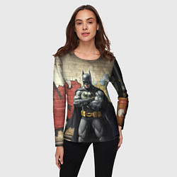 Лонгслив женский Бэтмен на фоне стены, цвет: 3D-принт — фото 2