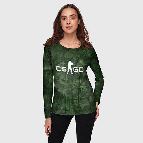 Женский лонгслив Эмблема CS GO на камуфляжном фоне / 3D-принт – фото 3