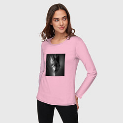 Лонгслив хлопковый женский Мем с волком, цвет: светло-розовый — фото 2