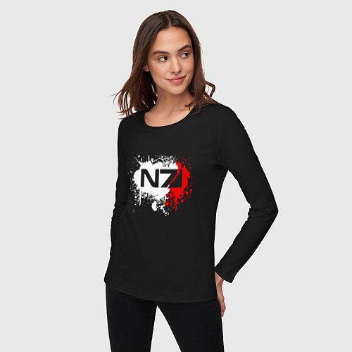 Женский лонгслив Mass Effect N7 - shooter - logo / Черный – фото 3