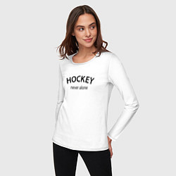 Лонгслив хлопковый женский Hockey never alone - motto, цвет: белый — фото 2
