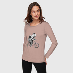 Лонгслив хлопковый женский Капибара на велосипеде в черном цвете, цвет: пыльно-розовый — фото 2