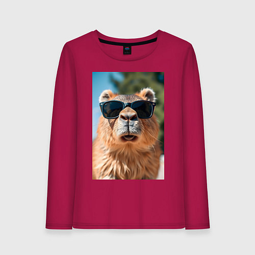 Женский лонгслив Модная капибара в очках / Маджента – фото 1