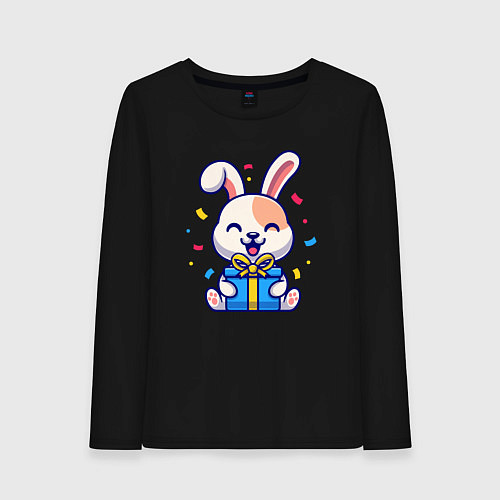 Женский лонгслив Радостный зайчик с подарком / Черный – фото 1