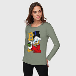 Лонгслив хлопковый женский Duck tales - Scrooge bitcoin, цвет: авокадо — фото 2