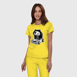 Пижама хлопковая женская Медведь на жигулях, цвет: желтый — фото 2