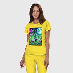 Пижама хлопковая женская Морти потерял Рика на мухоморной планете, цвет: желтый — фото 2
