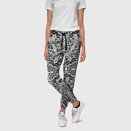Женские брюки Черно-белый ажурный кружевной узор / 3D-принт – фото 3