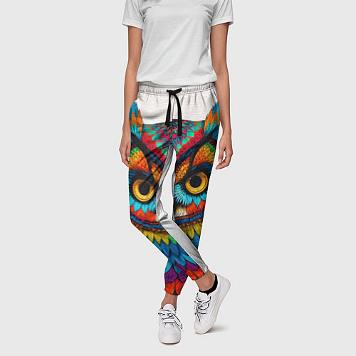 Женские брюки Сова желтоглазая с разноцветными перьями / 3D-принт – фото 3