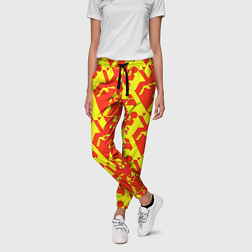 Женские брюки Красные фигуры на жёлтом фоне / 3D-принт – фото 3