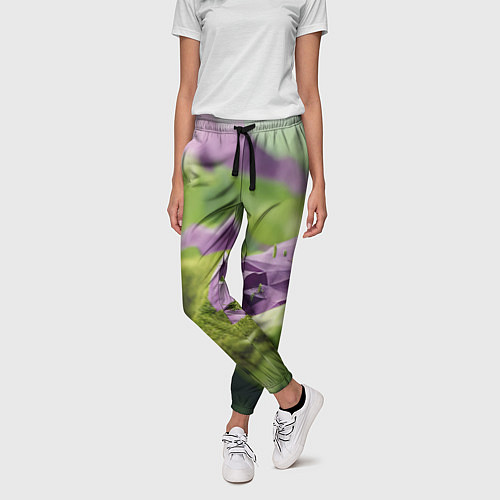Женские брюки Геометрический пейзаж фиолетовый и зеленый / 3D-принт – фото 3