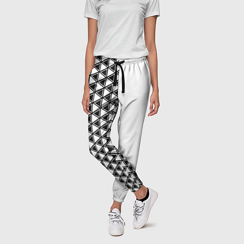 Женские брюки Чёрные треугольники на белом фоне / 3D-принт – фото 3
