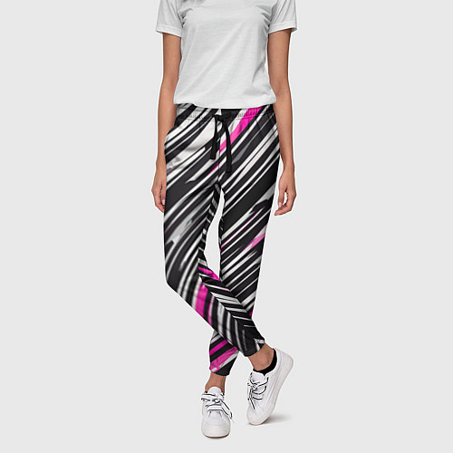 Женские брюки Диагональные розово-белые полосы на чёрном фоне / 3D-принт – фото 3