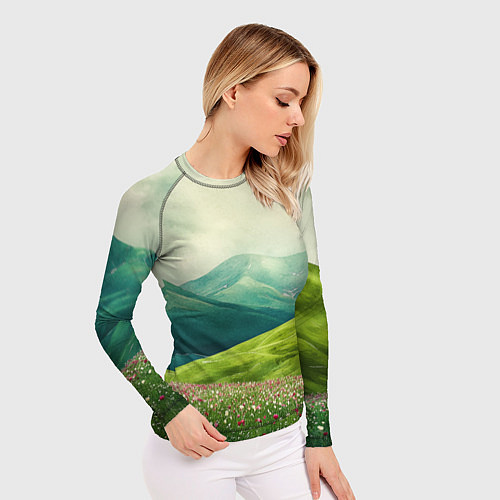 Женский рашгард Горы и поле с цветами - зеленый пейзаж / 3D-принт – фото 3