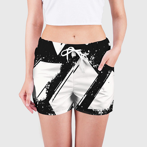 Женские шорты Color black white / 3D-принт – фото 3