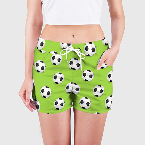 Женские шорты Футбольные мячи на зеленом / 3D-принт – фото 3