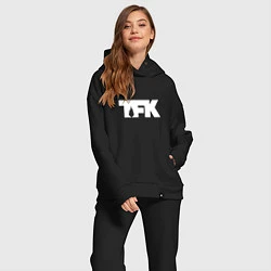 Женский костюм оверсайз TFK: White Logo, цвет: черный — фото 2
