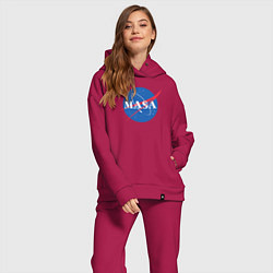 Женский костюм оверсайз NASA: Masa, цвет: маджента — фото 2