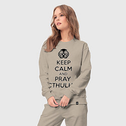 Костюм хлопковый женский Keep Calm & Pray Cthulhu, цвет: миндальный — фото 2