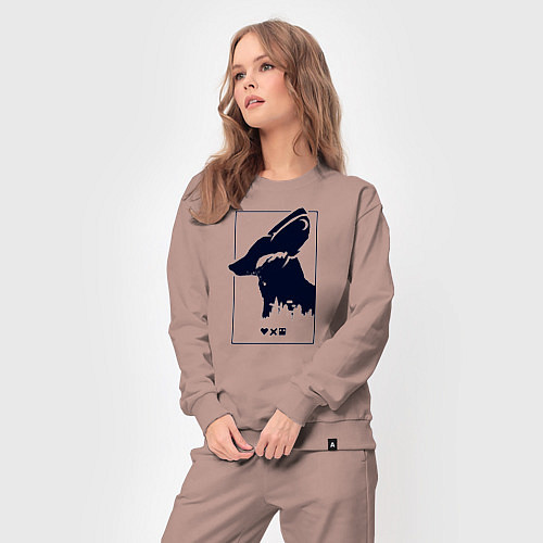 Женский костюм Love Death And Robots Доброй охоты / Пыльно-розовый – фото 3