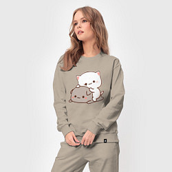 Костюм хлопковый женский Котики играют 02, цвет: миндальный — фото 2
