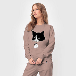 Костюм хлопковый женский Кот сидит в воде и сторожит утёнка, цвет: пыльно-розовый — фото 2