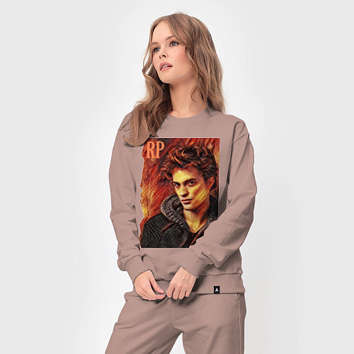 Женский костюм Роберт Паттинсон - cool dude / Пыльно-розовый – фото 3